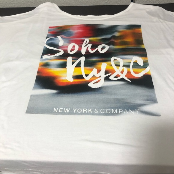 NEW YORK & CO Cold Shoulder SoHo Colorful Graphics Tee Sz XL - Picture 6 of 12